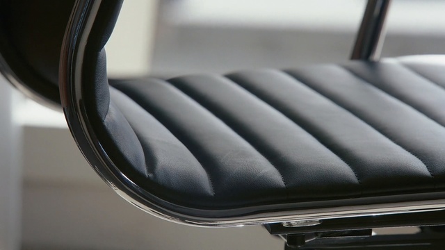 Video Reference N3: Automotive design, Car, Office chair, Vehicle, Luxury vehicle, Furniture, Auto part, Chair, Armrest