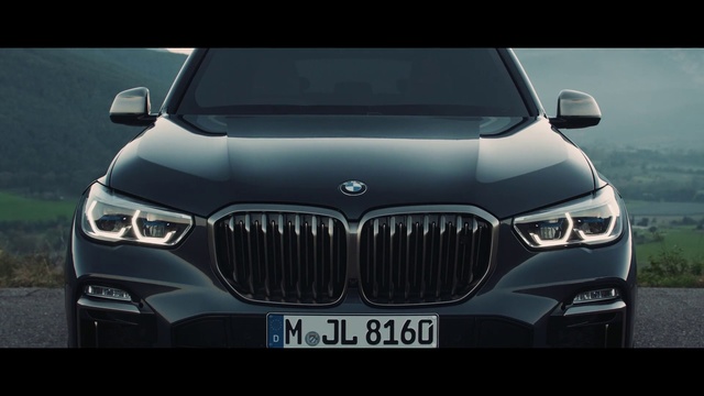 Video Reference N10: Land vehicle, Vehicle, Car, Automotive design, Personal luxury car, Luxury vehicle, Bmw, Grille, Executive car, Crossover suv