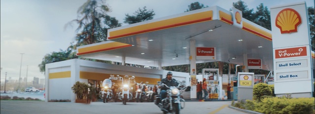 Video Reference N0: filling station, gasoline, building, fuel, vehicle, business, facade, house
