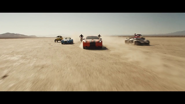 Video Reference N0: Desert, Sand, Vehicle, Natural environment, Landscape, Race car, Ecoregion, Aeolian landform, Sahara, Car