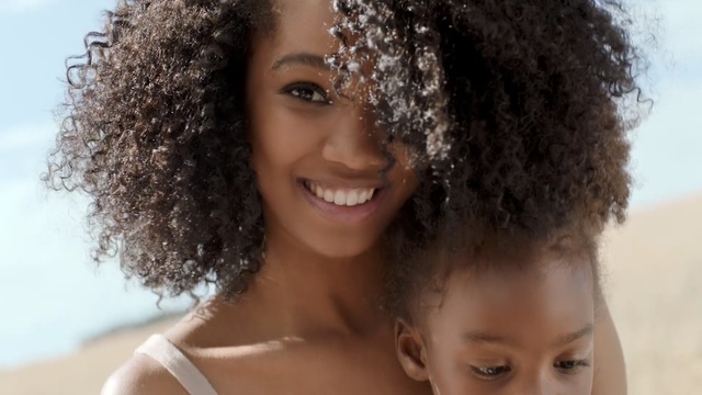 Video Reference N2: Hair, Hairstyle, Face, Jheri curl, Eyebrow, Afro, Black hair, Beauty, Nose, Chin, Person