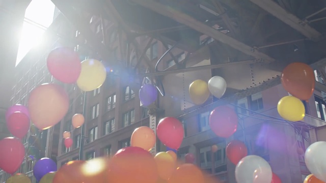 Video Reference N2: Balloon, Light, Party supply, Sky, Party, Fun, Architecture, Night, Lens flare, Cloud