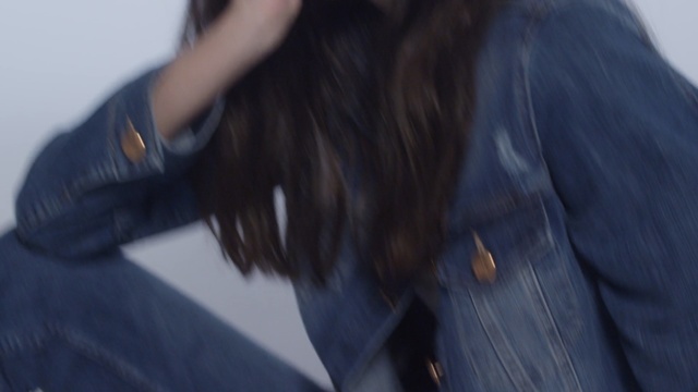 Video Reference N2: Hair, Denim, Jeans, Blue, Hairstyle, Long hair, Jacket, Outerwear, Brown hair, Leather