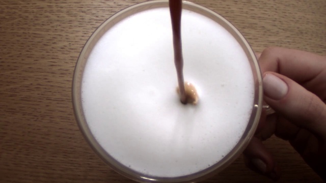 Video Reference N11: Coconut milk, Food, Dairy, Milk, Drink, Milkshake, Plant milk, Filmjölk, Cup