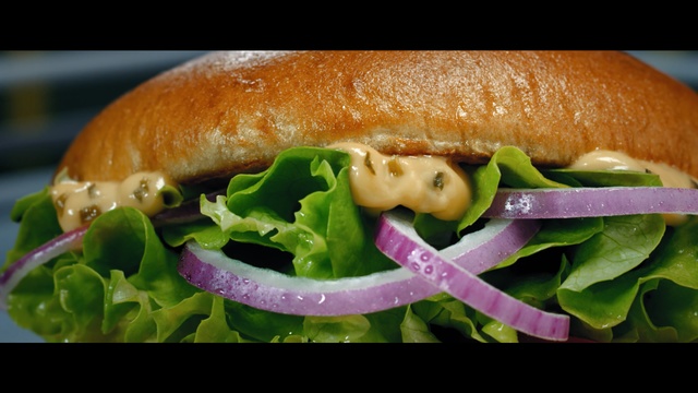 Video Reference N7: Food, Dish, Cuisine, Burger king grilled chicken sandwiches, Junk food, Pan-bagnat, Fast food, Bun, Sandwich, Ingredient