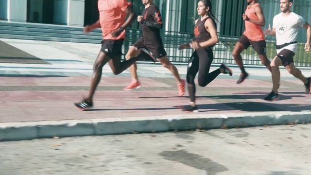 Video Reference N2: Running, Recreation, Fun, Pedestrian, Footwear, Jogging, Exercise, Leg, Physical fitness, Barechested