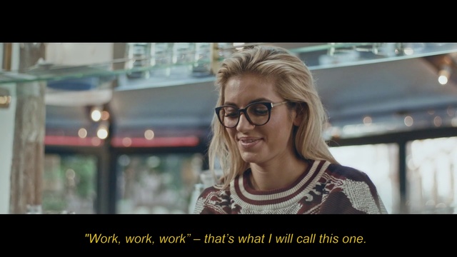Video Reference N0: Eyewear, Hair, Photograph, Facial expression, Glasses, Cool, Lady, Snapshot, Human, Blond