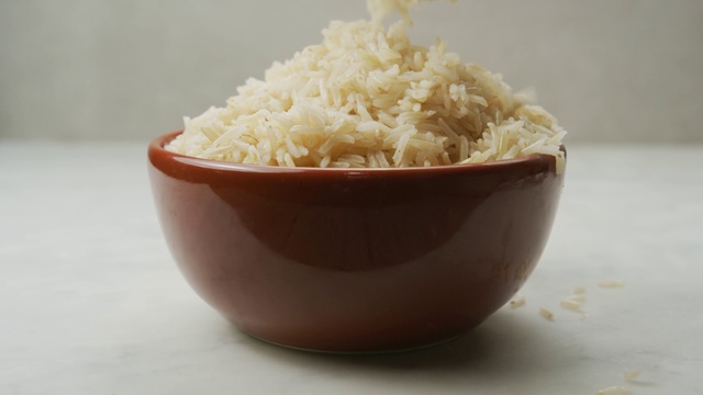 Video Reference N1: Food, Dish, Jasmine rice, Ingredient, White rice, Steamed rice, Cuisine, Grated cheese, Basmati