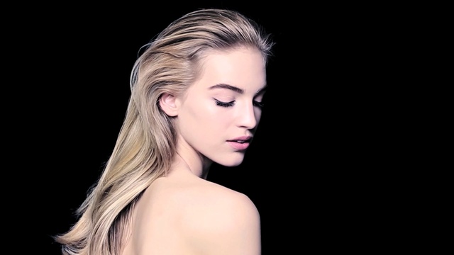 Video Reference N13: Hair, Face, Beauty, Hairstyle, Blond, Skin, Chin, Lip, Eyebrow, Cheek, Person