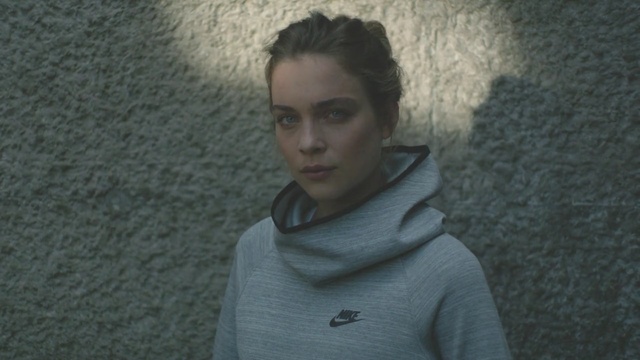 Video Reference N0: portrait, person, face, child, adult, sweatshirt, people, pullover