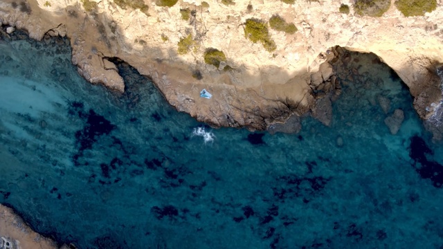 Video Reference N1: Blue, Turquoise, Rock, Geology, Turquoise, Formation, Geological phenomenon, World