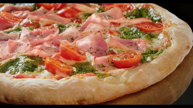 Video Reference N1: Dish, Food, Cuisine, Pizza, Ingredient, Flatbread, California-style pizza, Italian food, Produce, Recipe