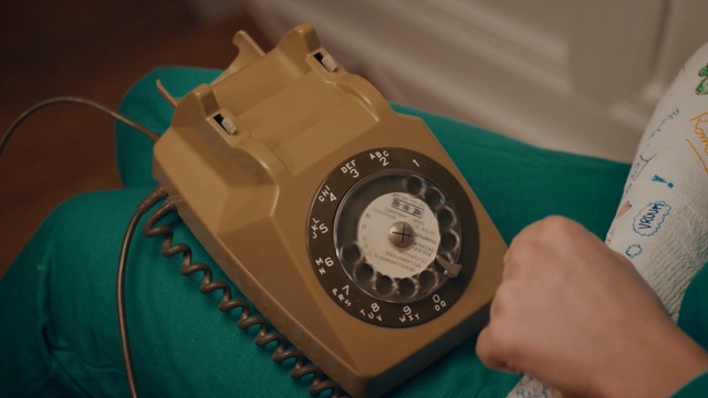 Video Reference N1: phone, old phone, home, legs, hand, girl, green, brown, vintage, retro