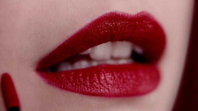 Video Reference N3: Lip, Red, Lipstick, Mouth, Close-up, Lip gloss, Skin, Pink, Beauty, Cosmetics