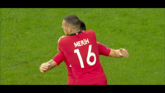 Video Reference N6: Player, Football, Football player, Soccer player, Facial expression, Soccer, Sports equipment, Ball, Team sport, Grass