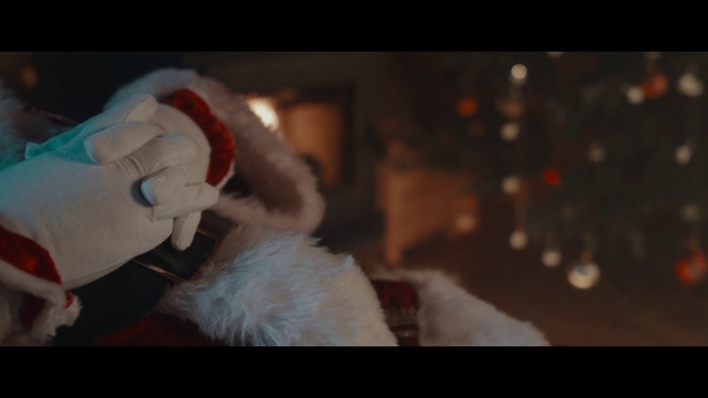 Video Reference N1: Animation, Fictional character, Santa claus, Teddy bear