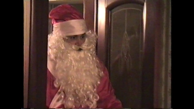 Video Reference N2: Santa claus, Dress, Facial hair, Fictional character, Beard, Fur, Gown, Costume, Art