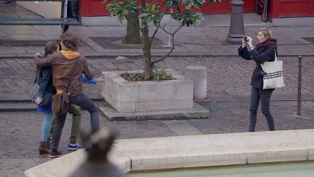 Video Reference N1: Snapshot, Tree, Photography, Houseplant, Street performance, Plant, Tourism