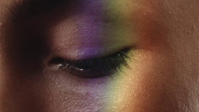 Video Reference N4: Eyebrow, Eye, Eyelash, Face, Purple, Eye shadow, Close-up, Skin, Organ, Green