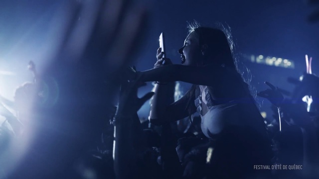 Video Reference N8: Performance, Entertainment, Concert, Stage, Performing arts, Rock concert, Musician, Sky, Music artist, Event