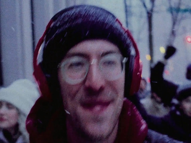 Video Reference N0: Face, Head, Cheek, Nose, Winter, Snow, Knit cap, Human, Mouth, Fun, Person