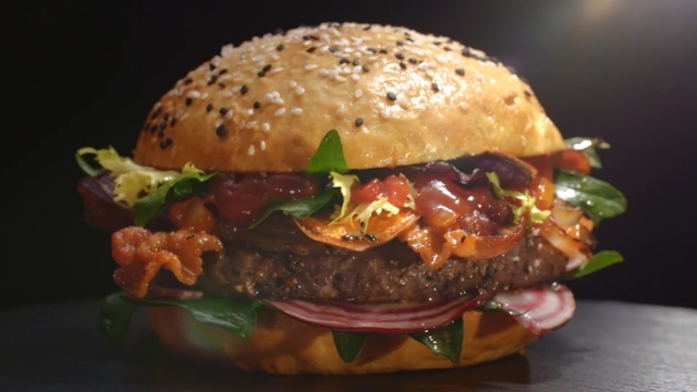 Video Reference N2: hamburger, veggie burger, dish, sandwich, buffalo burger, salmon burger, cheeseburger, food, fast food, slider