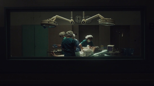 Video Reference N2: Operating theater, Room, Surgeon, Darkness, Scene, Digital compositing, Screenshot, Space, Performance