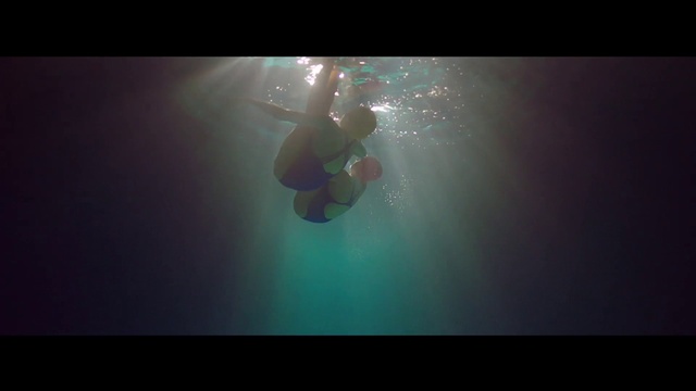 Video Reference N2: Underwater, Underwater diving, Water, Freediving, Organism, Recreation, Photography, Lens flare, Diving, Animation