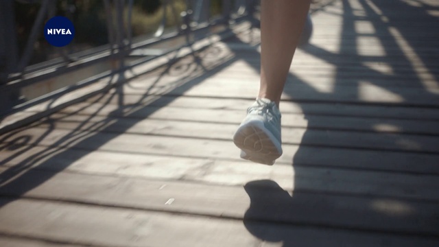 Video Reference N1: Human leg, Leg, Shadow, Footwear, Snapshot, Shoe, Line, Pedestrian, Walking, Human body