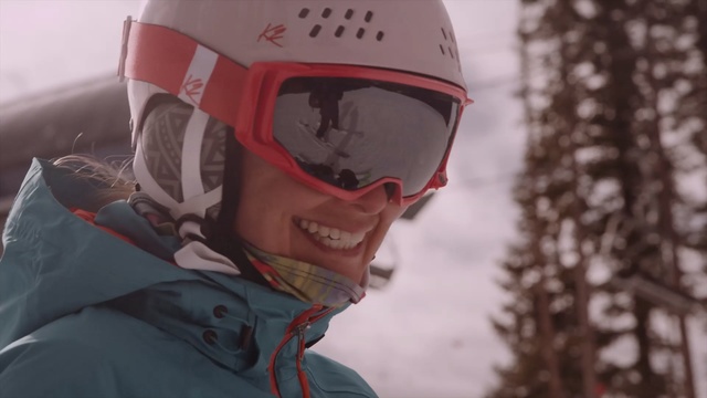 Video Reference N4: helmet, snow, winter, headgear, personal protective equipment, sunglasses, winter sport, ski equipment, fun, sports equipment, Person