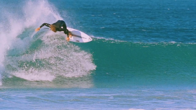 Video Reference N0: Wave, Boardsport, Surfing, Wind wave, Surfing Equipment, Skimboarding, Surface water sports, Surfboard, Water sport, Ocean