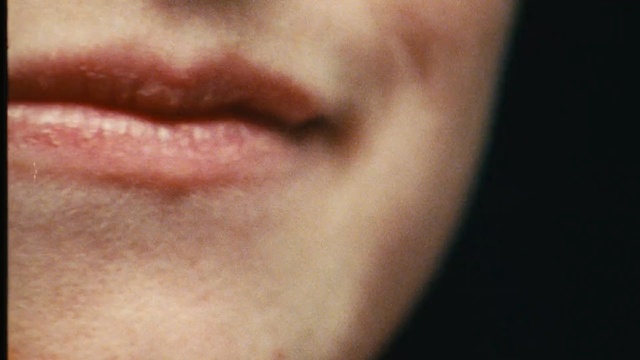 Video Reference N0: Face, Lip, Cheek, Skin, Nose, Chin, Close-up, Jaw, Eyebrow, Mouth