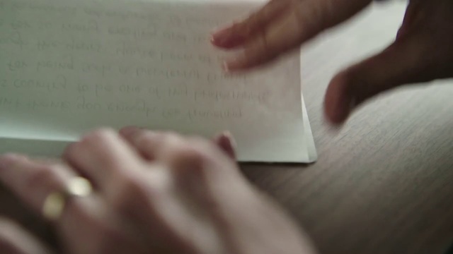 Video Reference N0: Finger, Hand, Skin, Close-up, Nail, Paper, Origami, Photography, Thumb, Art