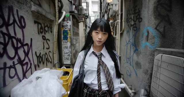 Video Reference N1: road, girl, snapshot, street, black hair, costume, Person