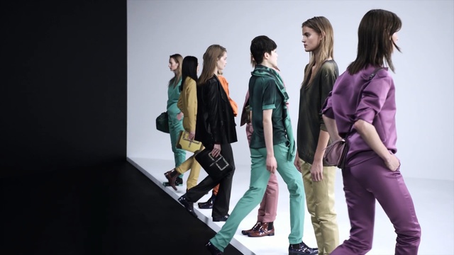 Video Reference N13: Green, Fashion, Standing, Fashion design, Outerwear, Textile, Jeans, Photography, Style, Art, Person