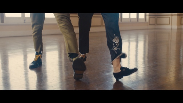 Video Reference N2: footwear, blue, shoe, leg, day, floor, human leg, fun, choreography, joint, Person