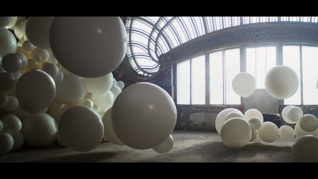 Video Reference N6: White, Light, Sphere, Architecture, Design, Egg, Material property, Still life photography, Photography, Balloon, Person