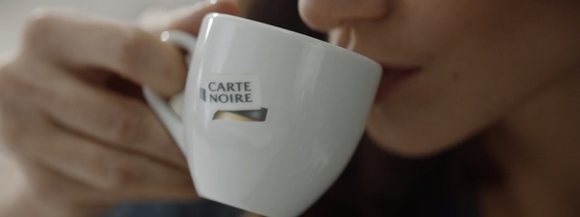 Video Reference N3: Cup, Mug, Cup, Drinkware, Coffee cup, Tableware, Teacup, Serveware