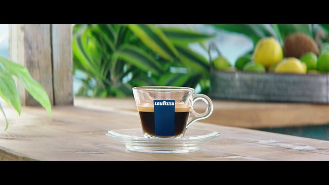 Video Reference N1: Cup, Drink, Cup, Drinkware, Coffee, Coffee cup, Serveware, Tableware, Glass, Lungo