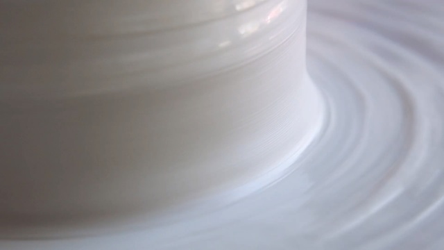 Video Reference N7: white, cream, dairy product, tableware, material