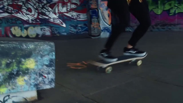 Video Reference N1: Skateboarding, Skateboarder, Skateboard, Skateboarding Equipment, Longboard, Longboarding, Boardsport, Kickflip, Freebord, Sports equipment