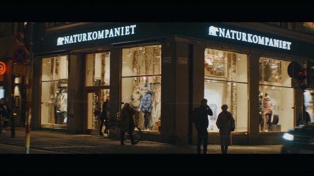 Video Reference N0: Building, Facade, Street, Display window, Night, Pedestrian, City, Person
