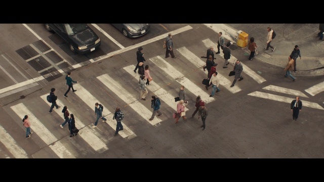 Video Reference N0: People, Snapshot, Crowd, Pedestrian, Metropolitan area, City, Fun, Photography, Architecture, Games