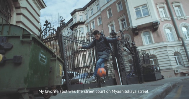 Video Reference N2: Street stunts, Fictional character, Freestyle walking, Freestyle football