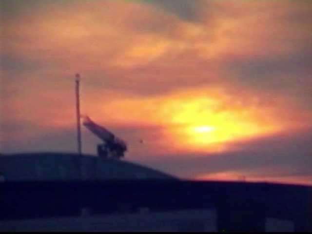 Video Reference N4: Sky, Afterglow, Red sky at morning, Cloud, Horizon, Atmosphere, Sunset, Sunrise, Air travel, Evening
