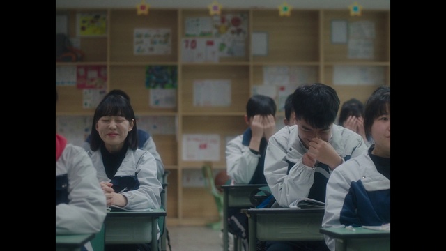 Video Reference N3: Photograph, Classroom, Snapshot, Room, Class, Youth, Learning, Secondary school, Organism, Education