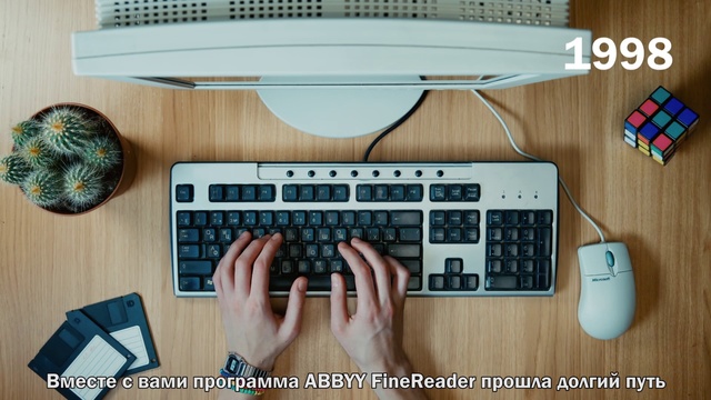Video Reference N1: Computer keyboard, Space bar, Input device, Desk, Technology, Electronic device, Numeric keypad, Office equipment, Electronic instrument, Peripheral
