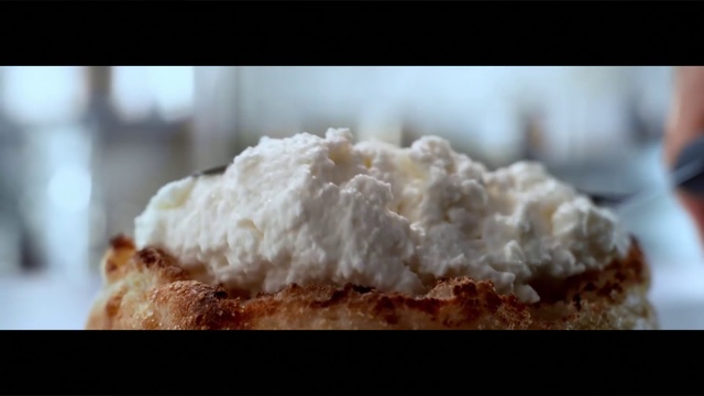Video Reference N0: Dish, Food, Cuisine, Ingredient, Whipped cream, Dessert, Sour cream, Coconut cream, Cream, Baked goods