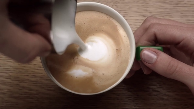 Video Reference N8: Coffee milk, Ristretto, Latte, Coffee, Cup, Cortado, White coffee, Drink, Food, Flat white