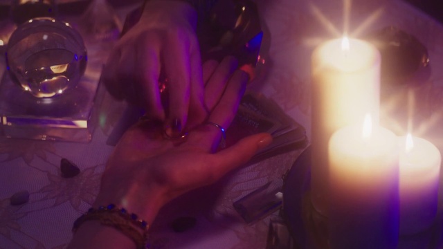 Video Reference N1: Violet, Light, Purple, Lighting, Sky, Hand, Fun, Finger, Performance